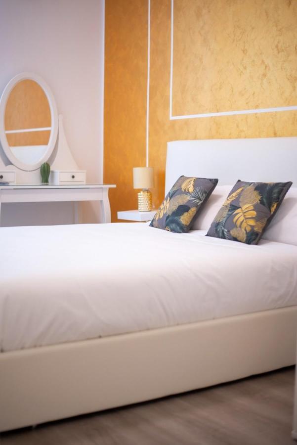 Isabel Apartaments Old Town بادوفا المظهر الخارجي الصورة